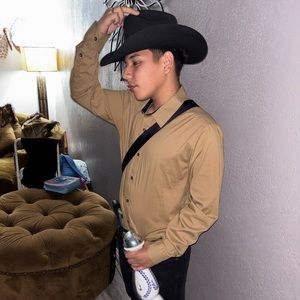 Meet your Posher, Christipher